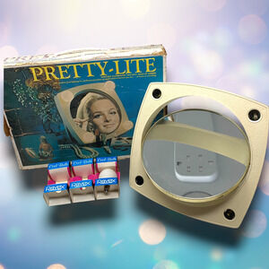 Vintage 1969 Pretty-Lite Two Sided Lighted Makeup Mirror Original Box Tested